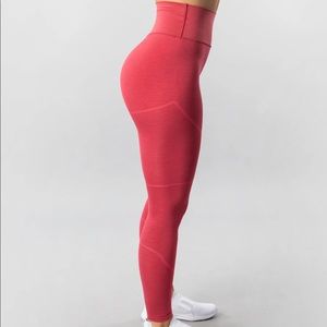 ‼️SOLD‼️Alphalete OG Revival Leggings